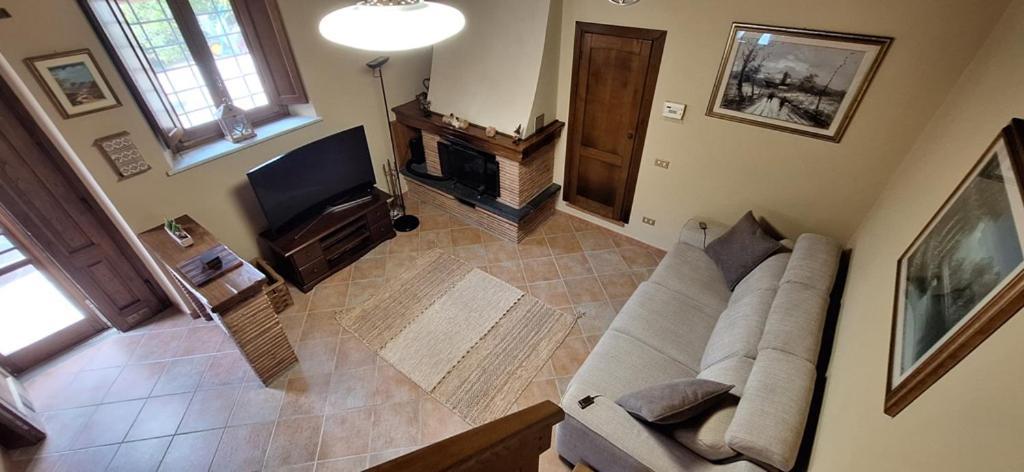 La Finestra Sulla Valle Valdottavo Esterno foto